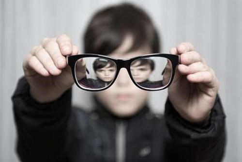 好视力眼贴呼吁：近视不可逆，预防很重要