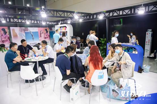 @所有人!你有一份好视力眼贴在上海眼镜展的实时表现待查收